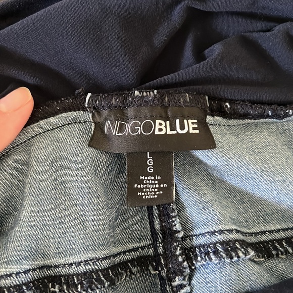 3 Pair of Maternity Jeans - Picture 11 of 11
